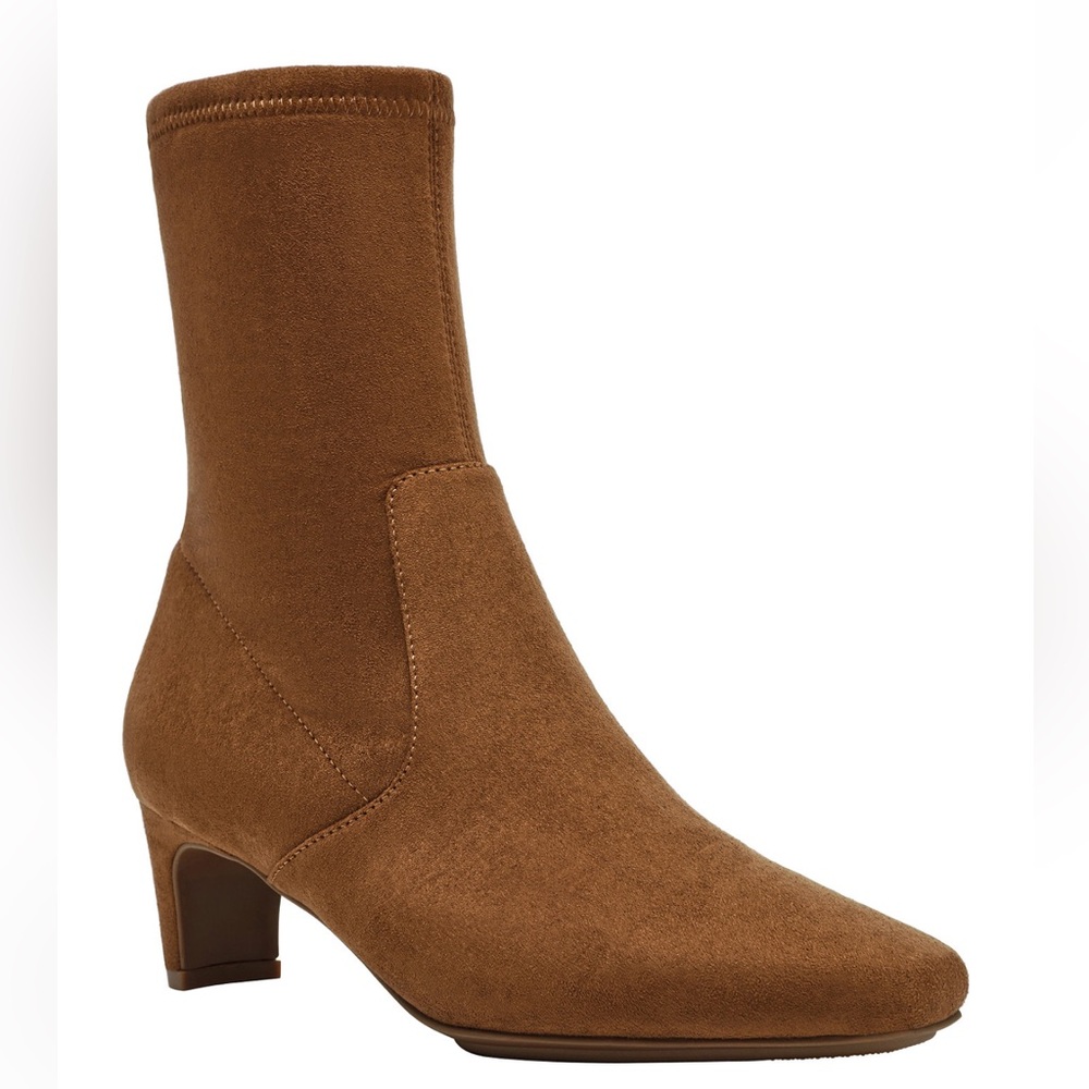 Anne Klein Women's Iga Kitten Heel Dress Booties